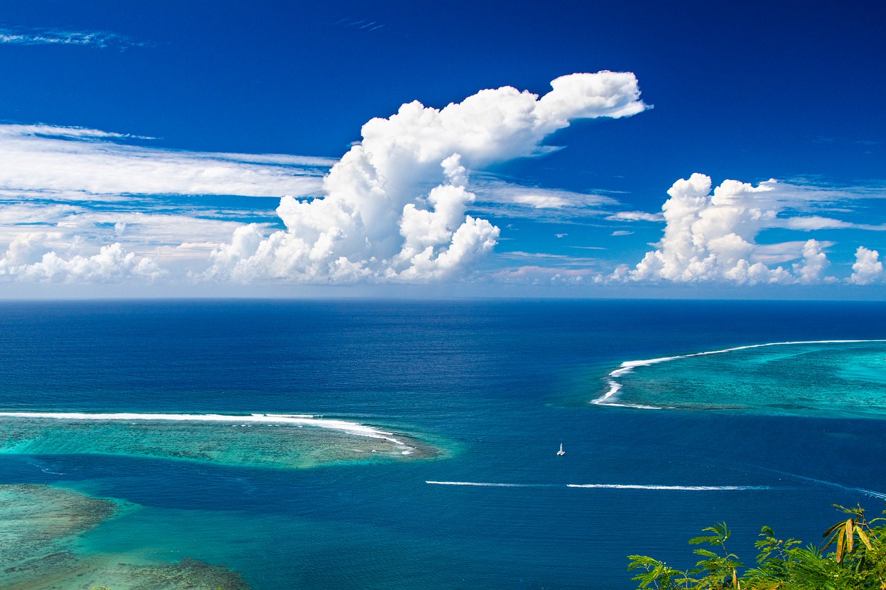moorea, pacific ocean, clouds-7603918.jpg